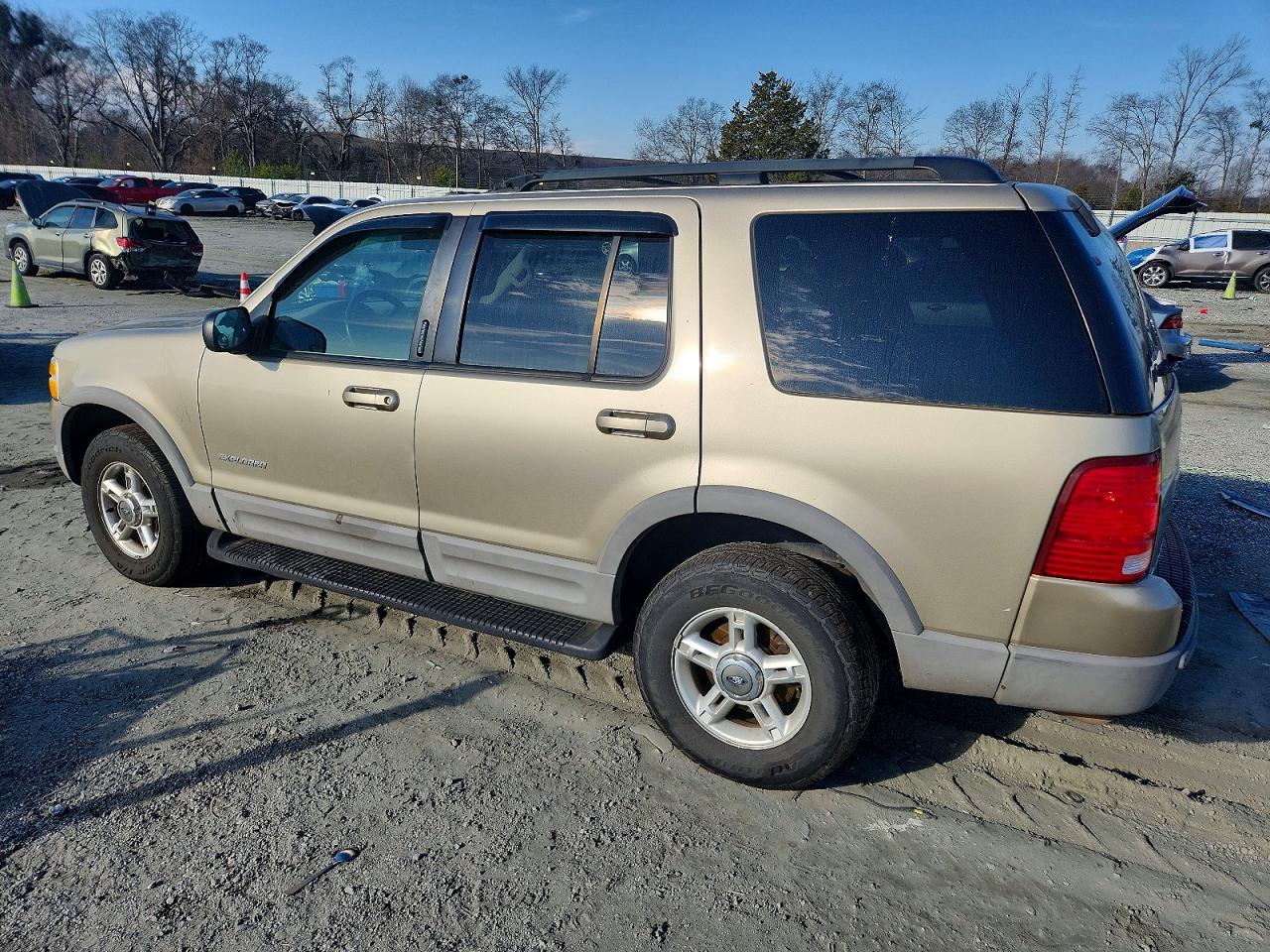 2002 FORD EXPLORER XLT photo 2