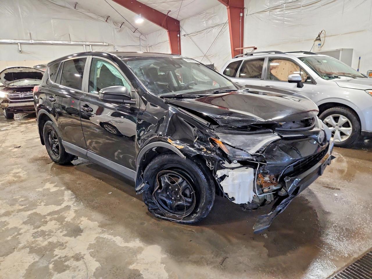 2018 TOYOTA RAV4 LE photo 4