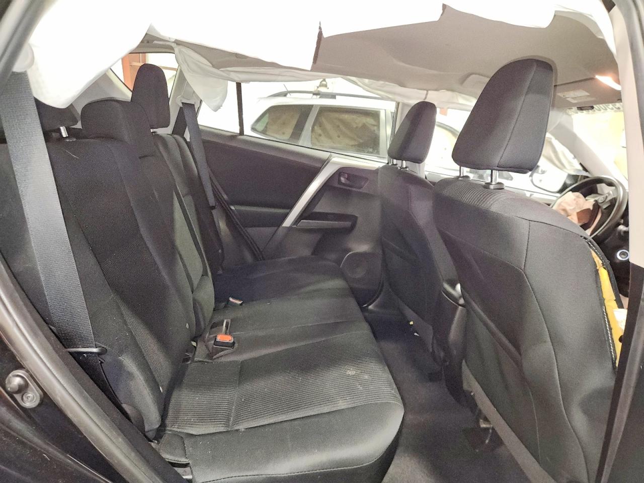 2018 TOYOTA RAV4 LE photo 11