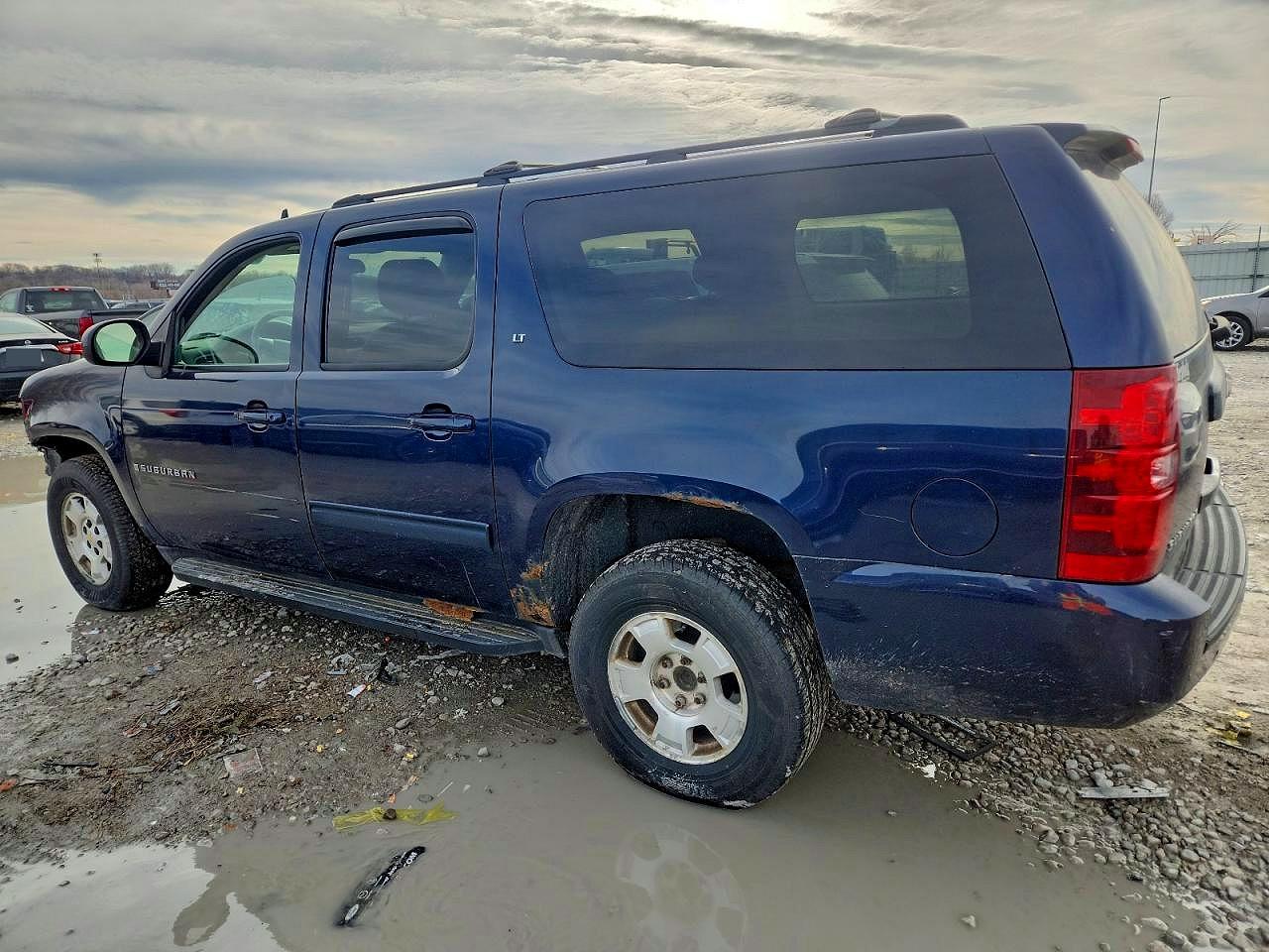 2009 CHEVROLET SUBURBAN K1500 LT photo 4