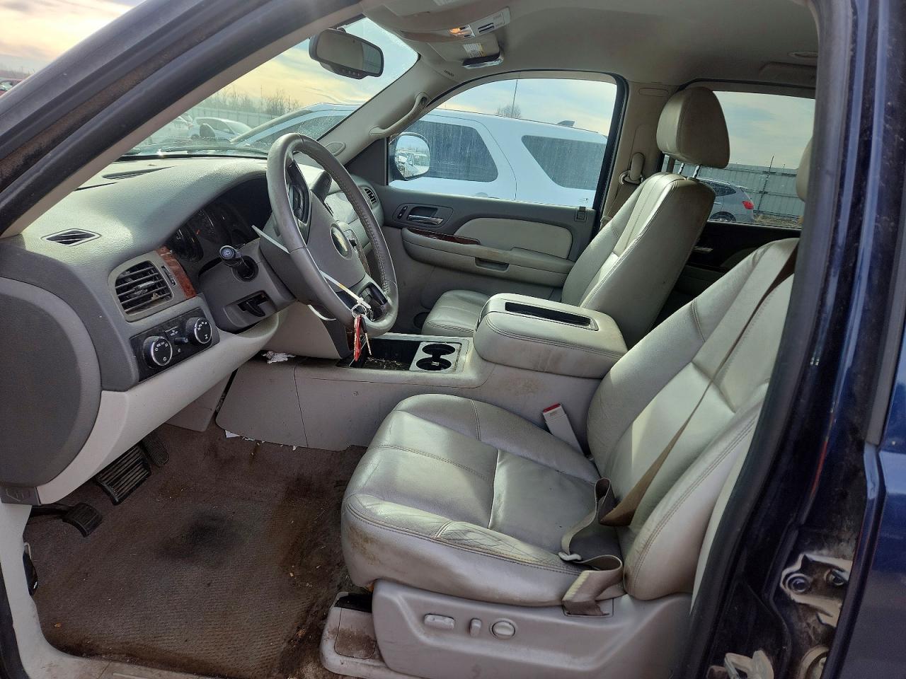 2009 CHEVROLET SUBURBAN K1500 LT photo 19