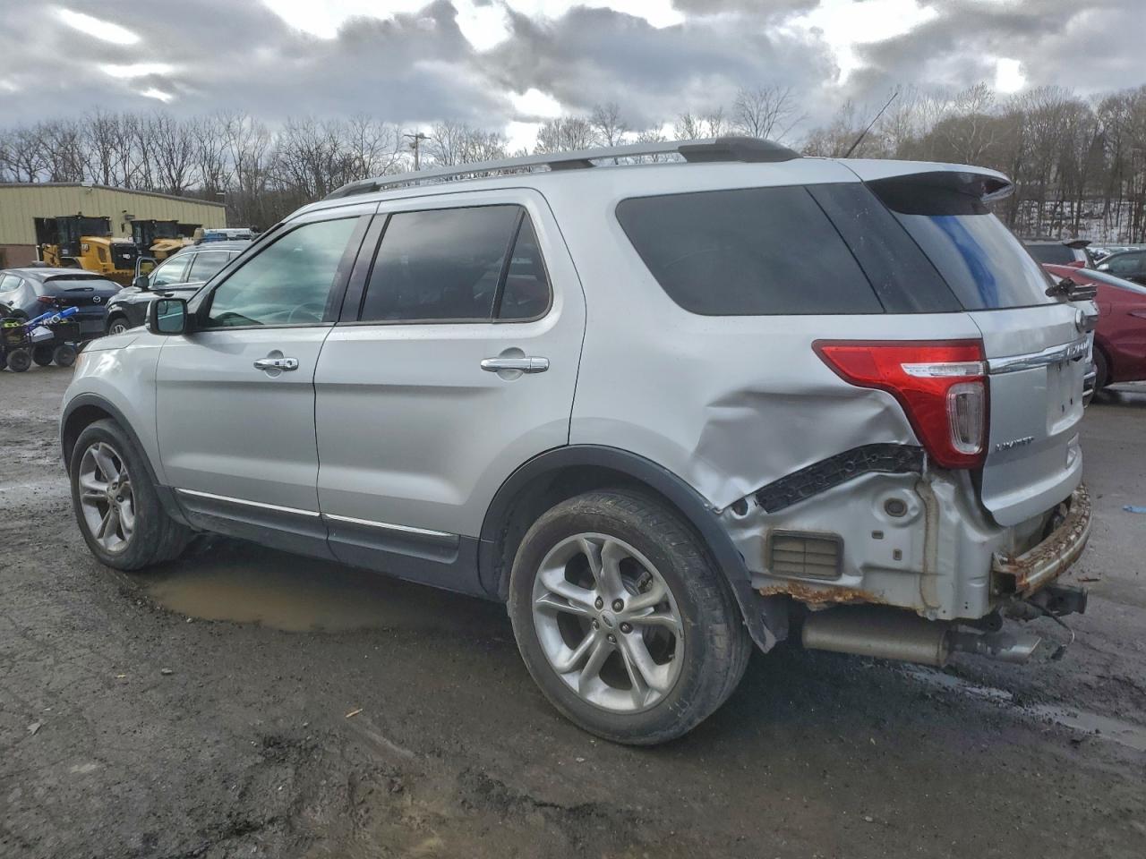 2015 FORD EXPLORER LIMITED photo 2