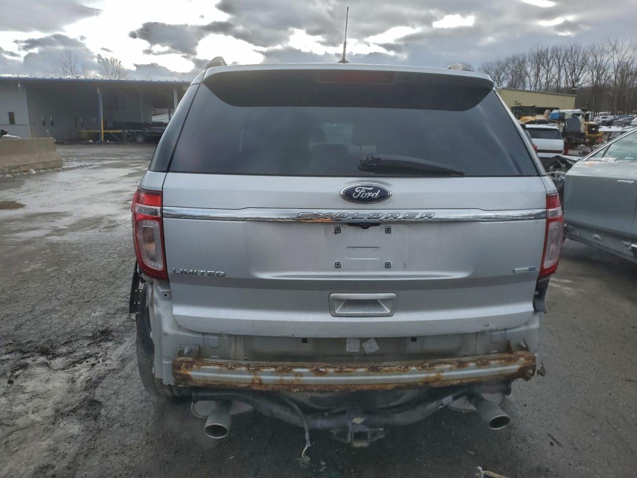 2015 FORD EXPLORER LIMITED photo 6