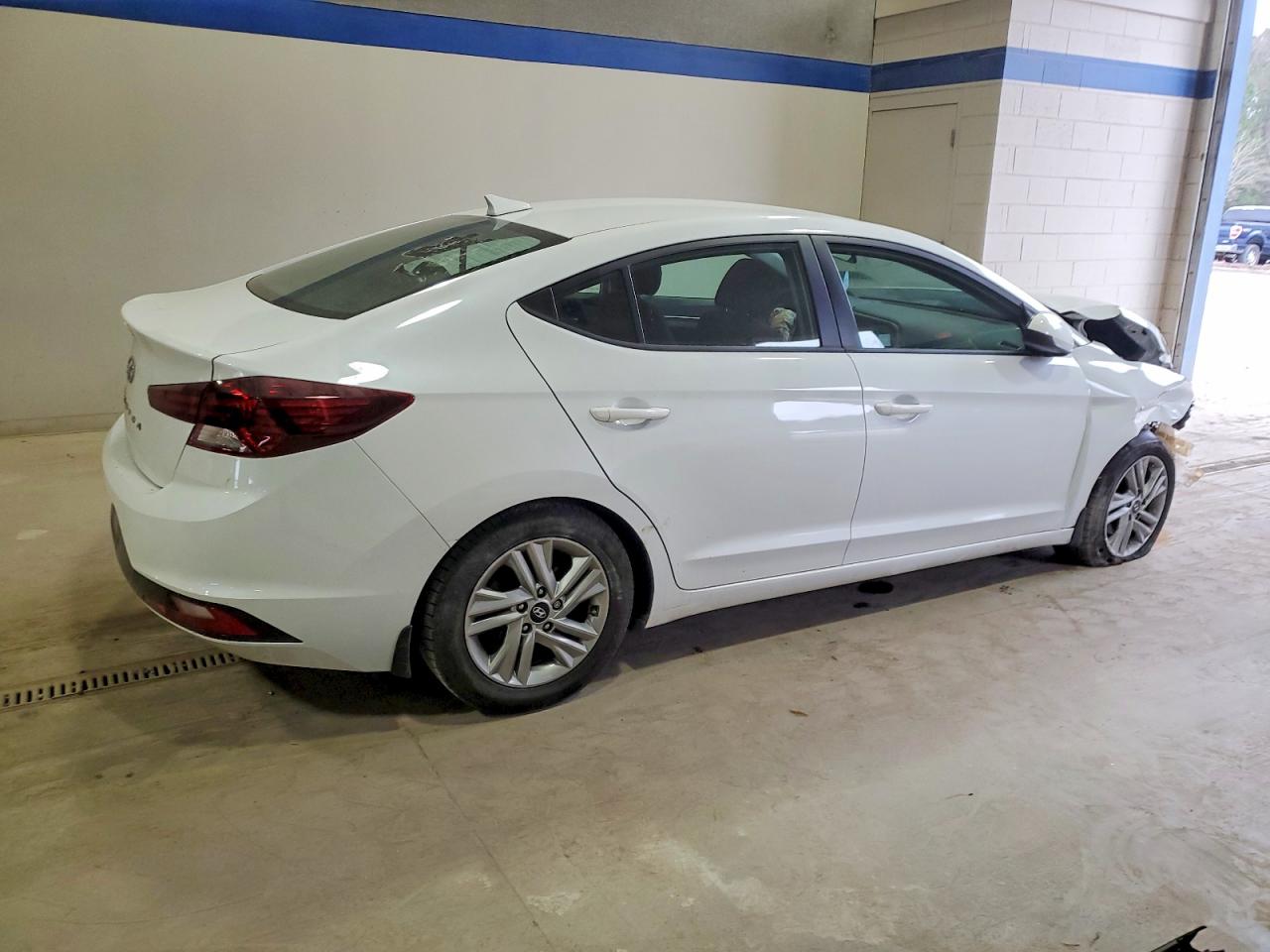 2020 HYUNDAI ELANTRA SEL photo 3