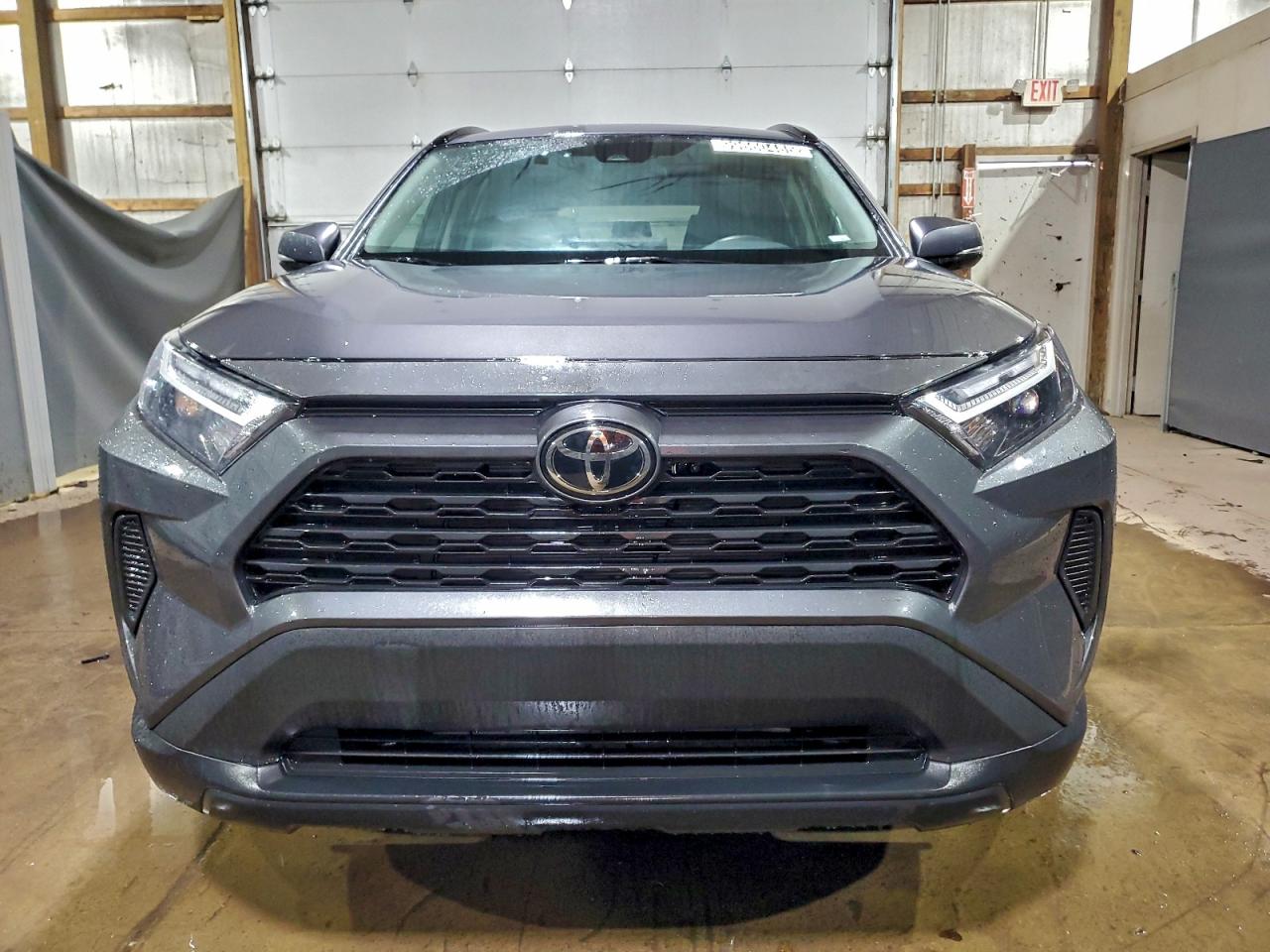 2024 TOYOTA RAV4 XLE photo 5
