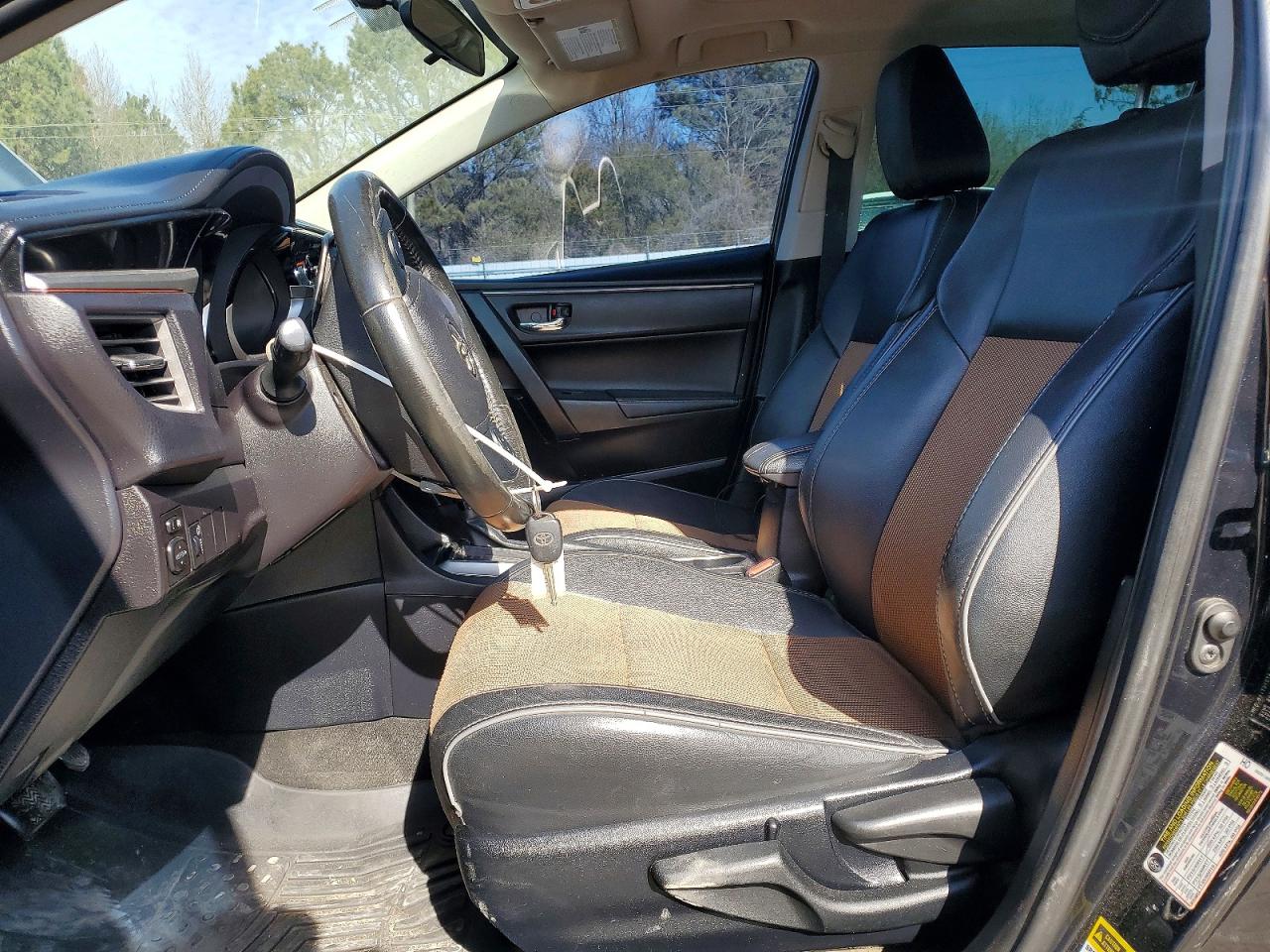 2016 TOYOTA COROLLA L photo 7