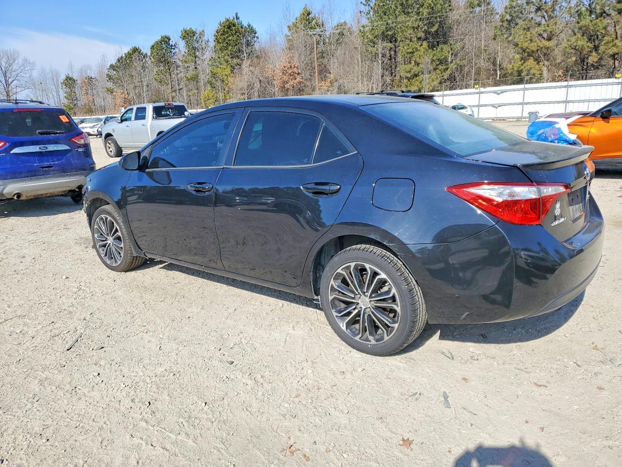 2016 TOYOTA COROLLA L photo 2