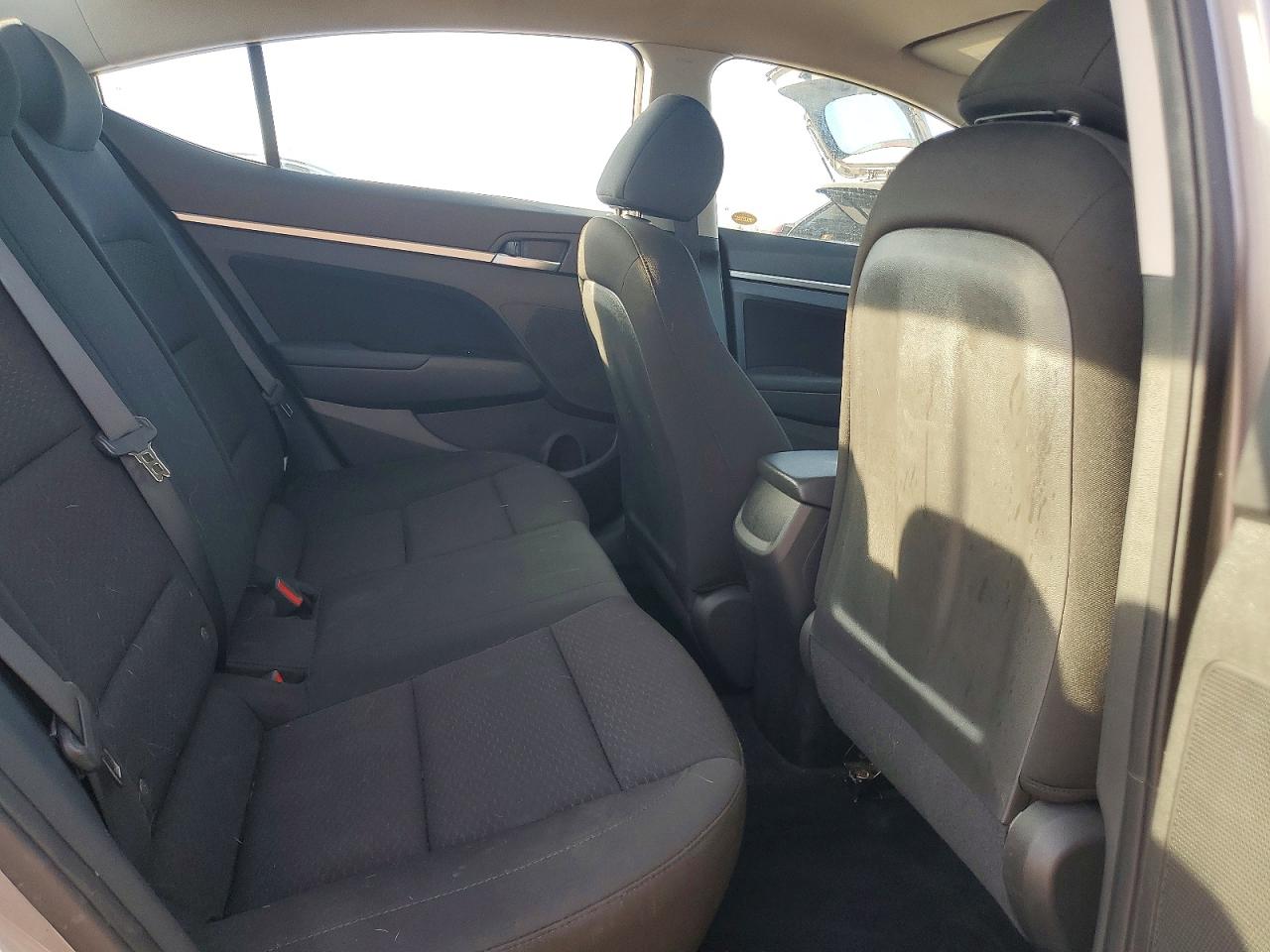 2020 HYUNDAI ELANTRA SEL photo 10