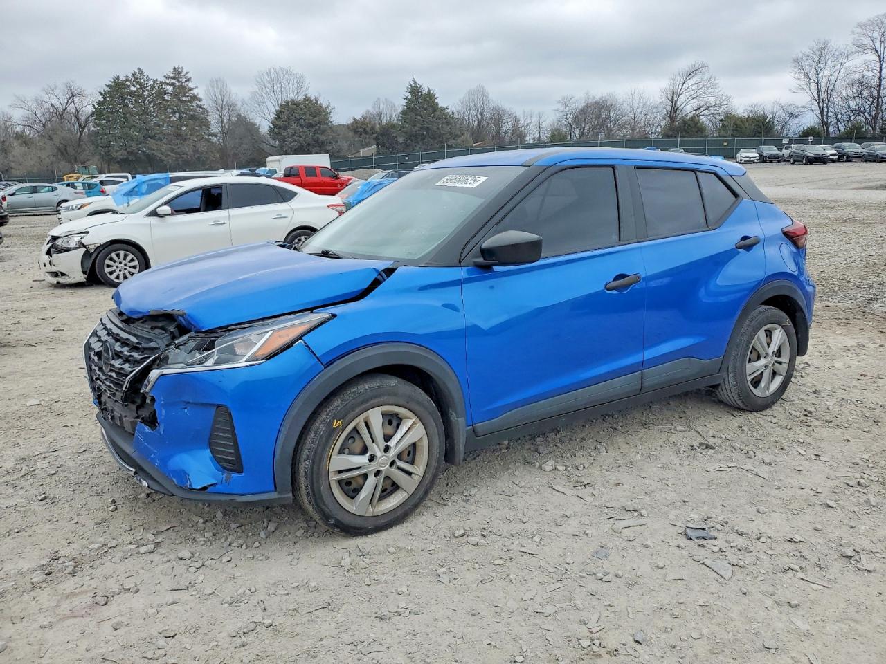 2021 NISSAN KICKS