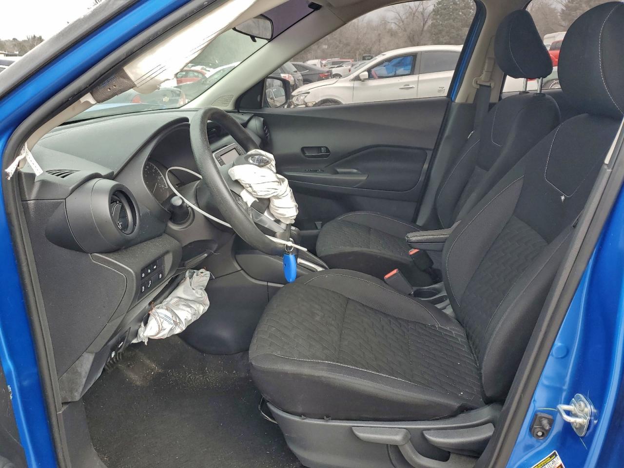 2021 NISSAN KICKS S photo 7