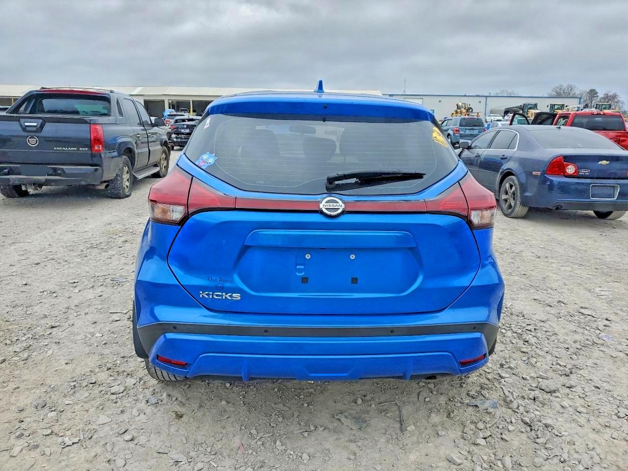 2021 NISSAN KICKS S photo 6