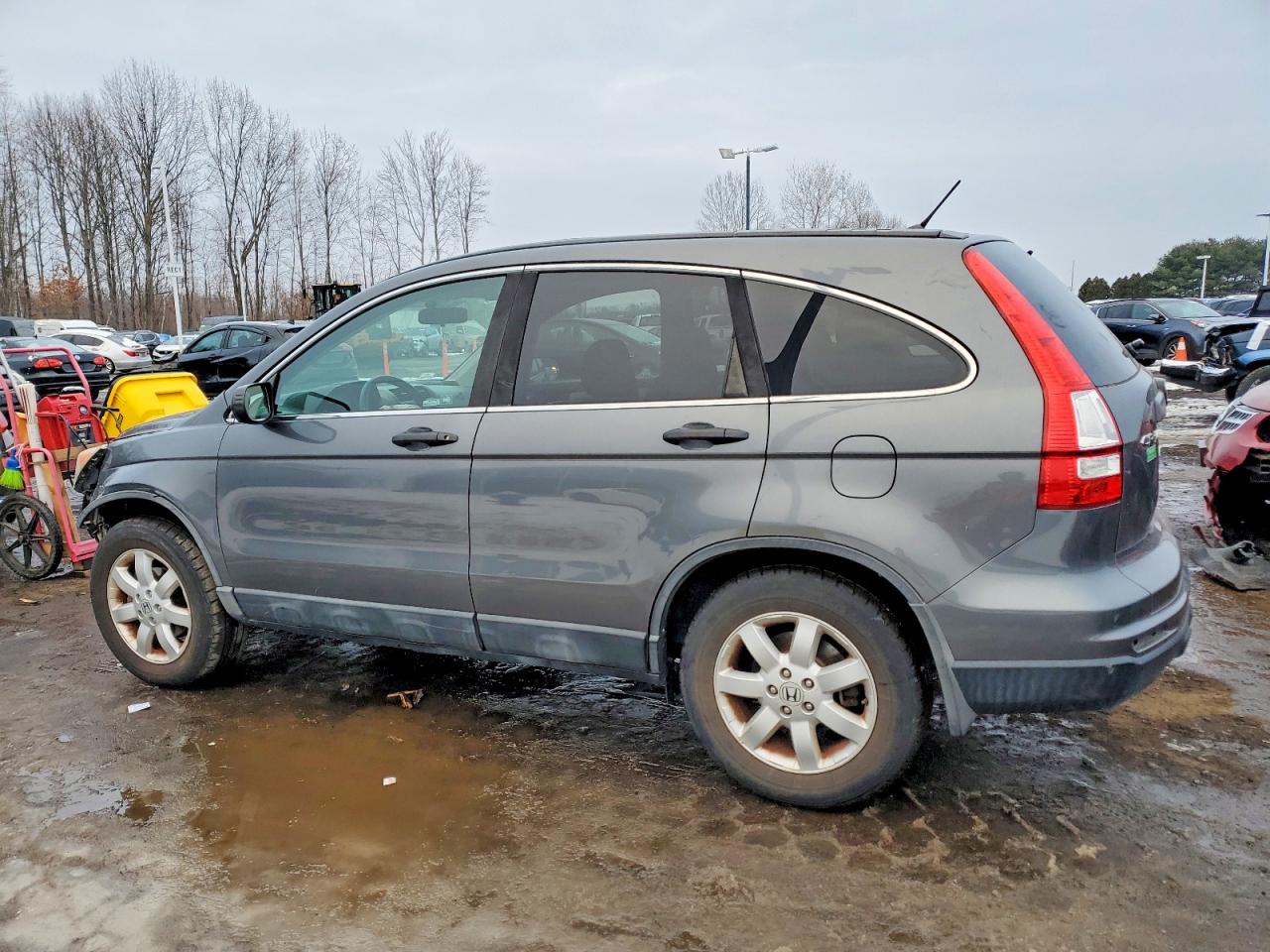 2011 HONDA CR-V SE photo 2