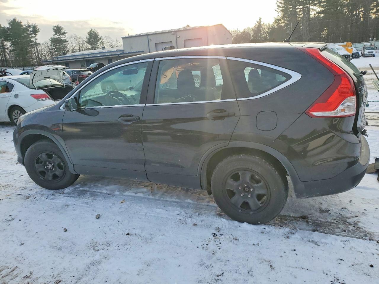 2014 HONDA CR-V LX photo 2