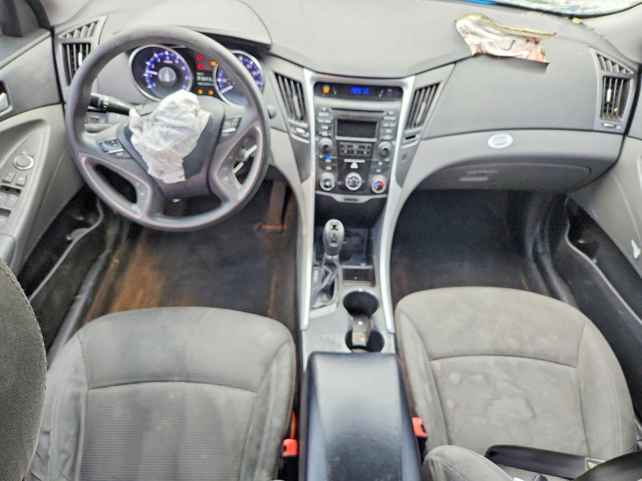 2014 HYUNDAI SONATA GLS photo 22