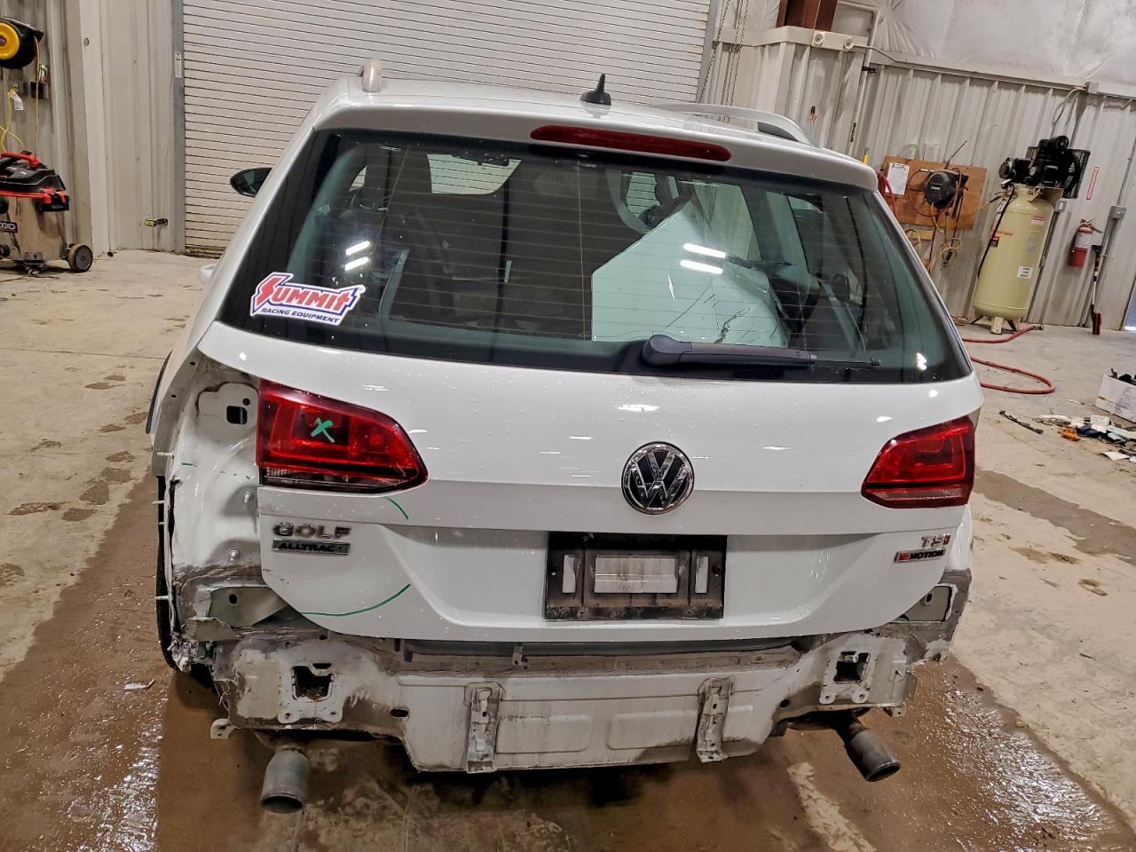 2017 VOLKSWAGEN GOLF ALLTRACK S photo 6