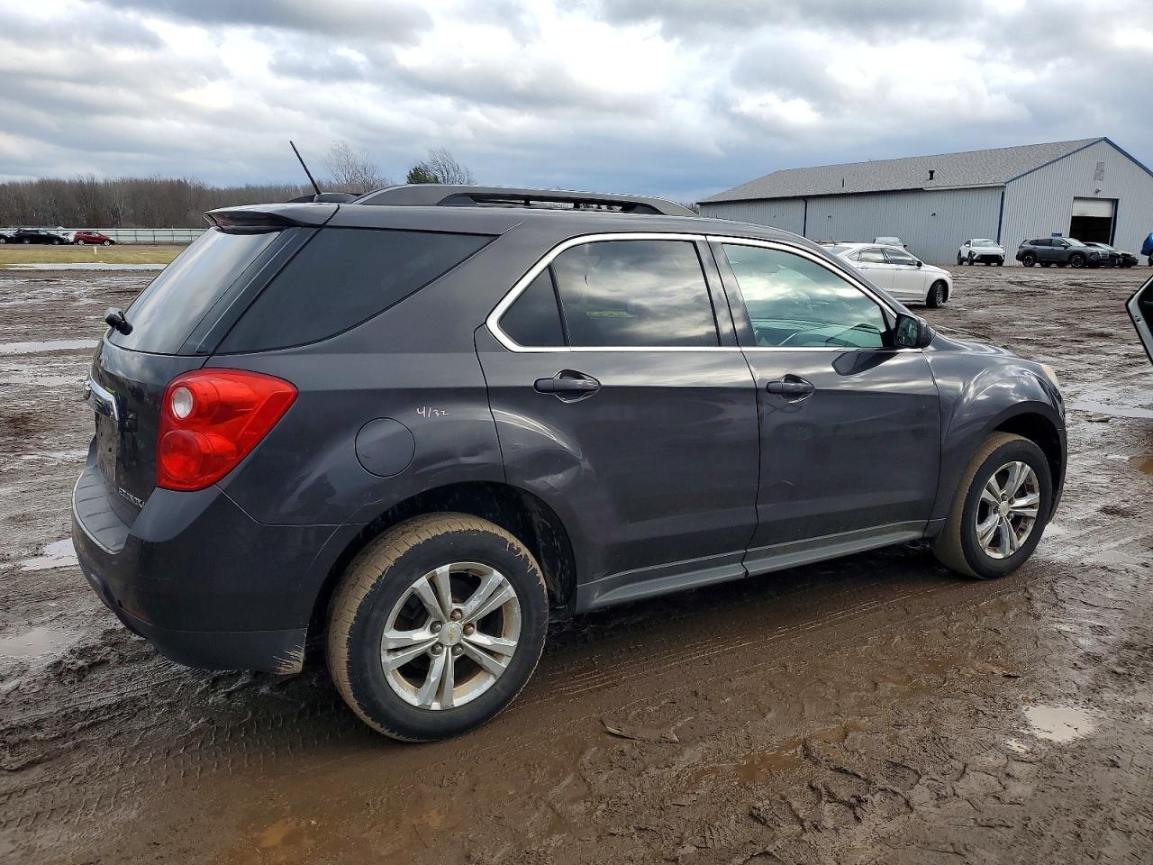 2015 CHEVROLET EQUINOX LT photo 3