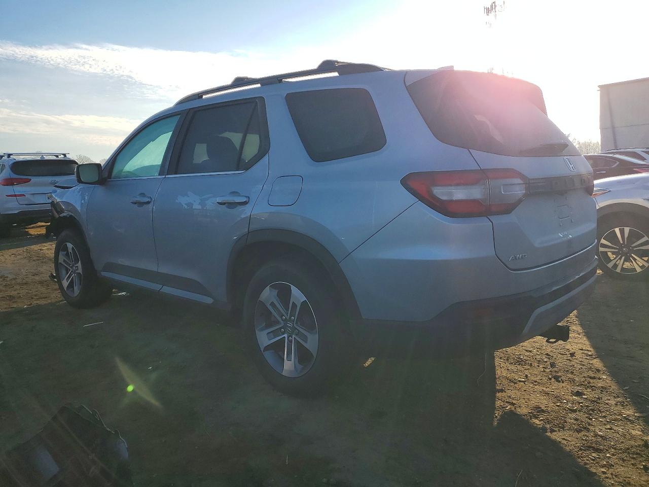 2025 HONDA PILOT EXL photo 2