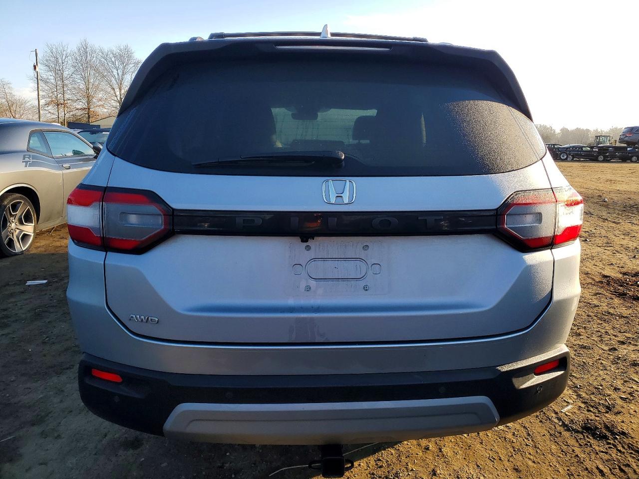2025 HONDA PILOT EXL photo 6