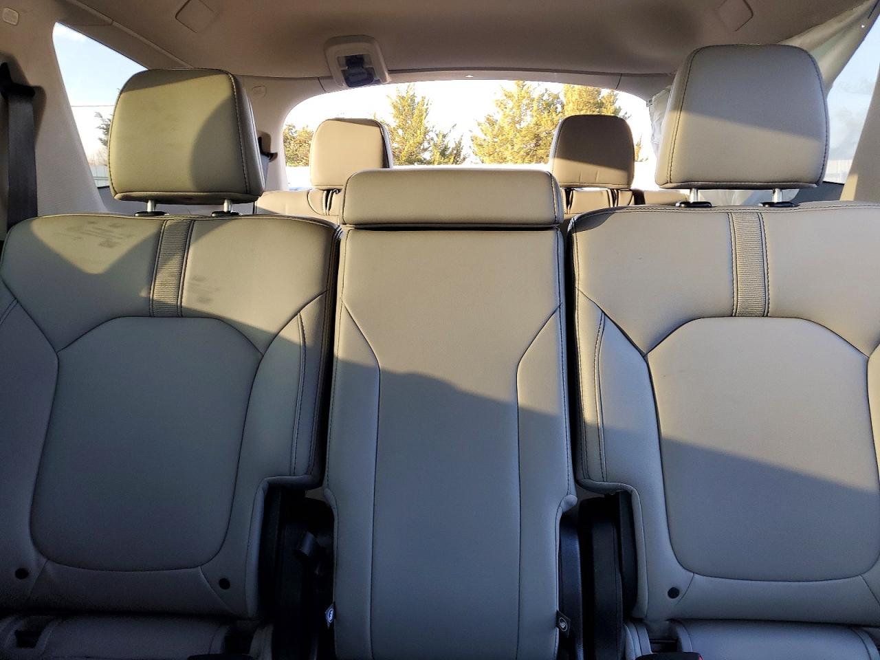 2025 HONDA PILOT EXL photo 10