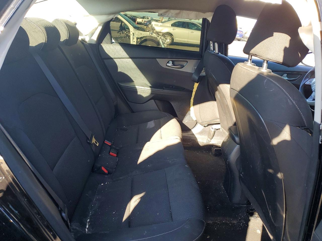 2021 KIA FORTE FE photo 19