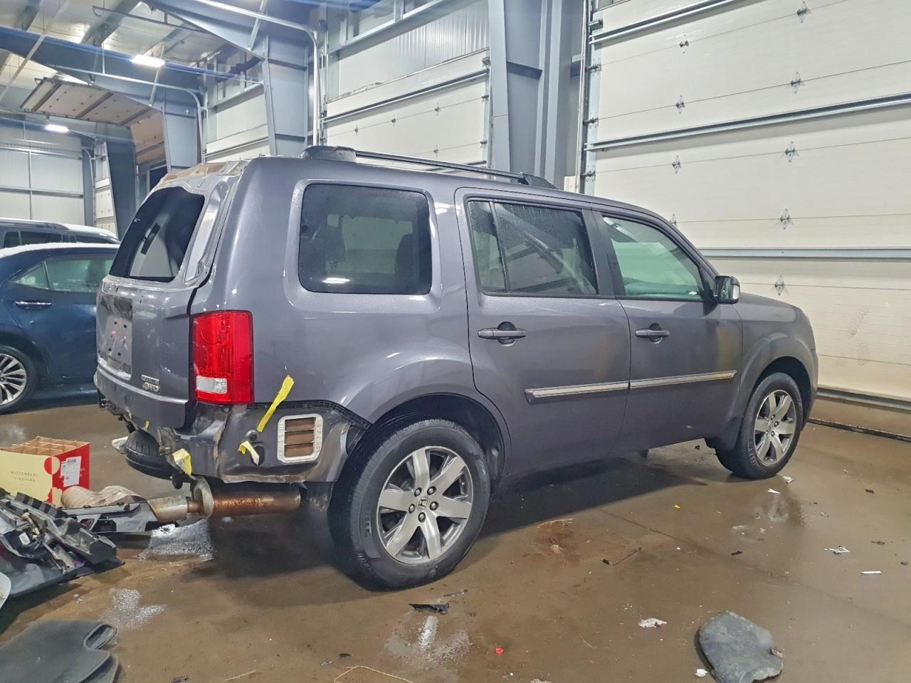 2015 HONDA PILOT TOURING photo 3