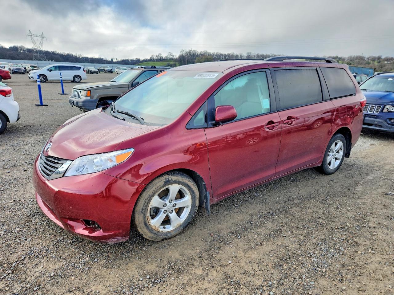 2017 TOYOTA SIENNA