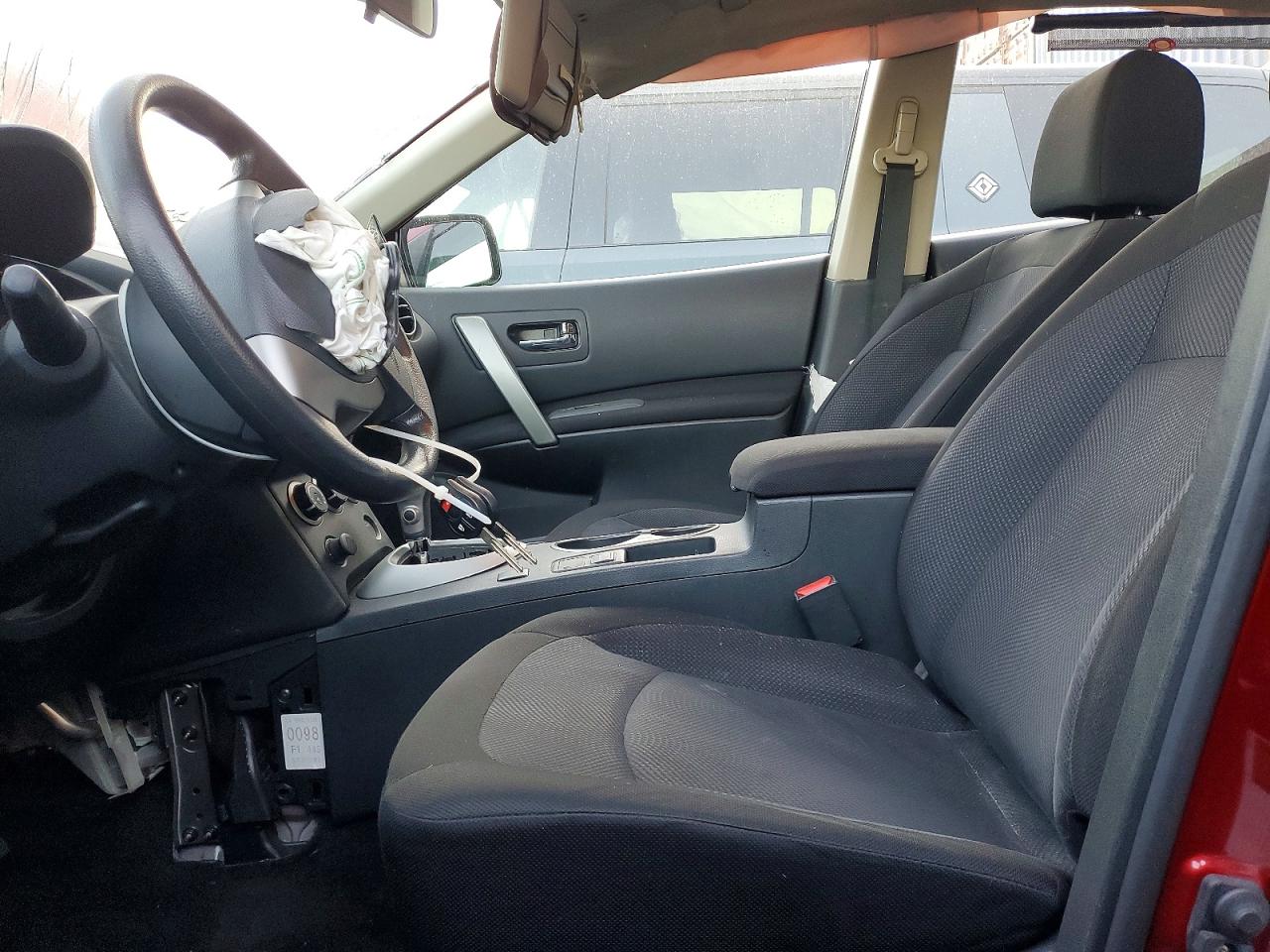 2013 NISSAN ROGUE S photo 7