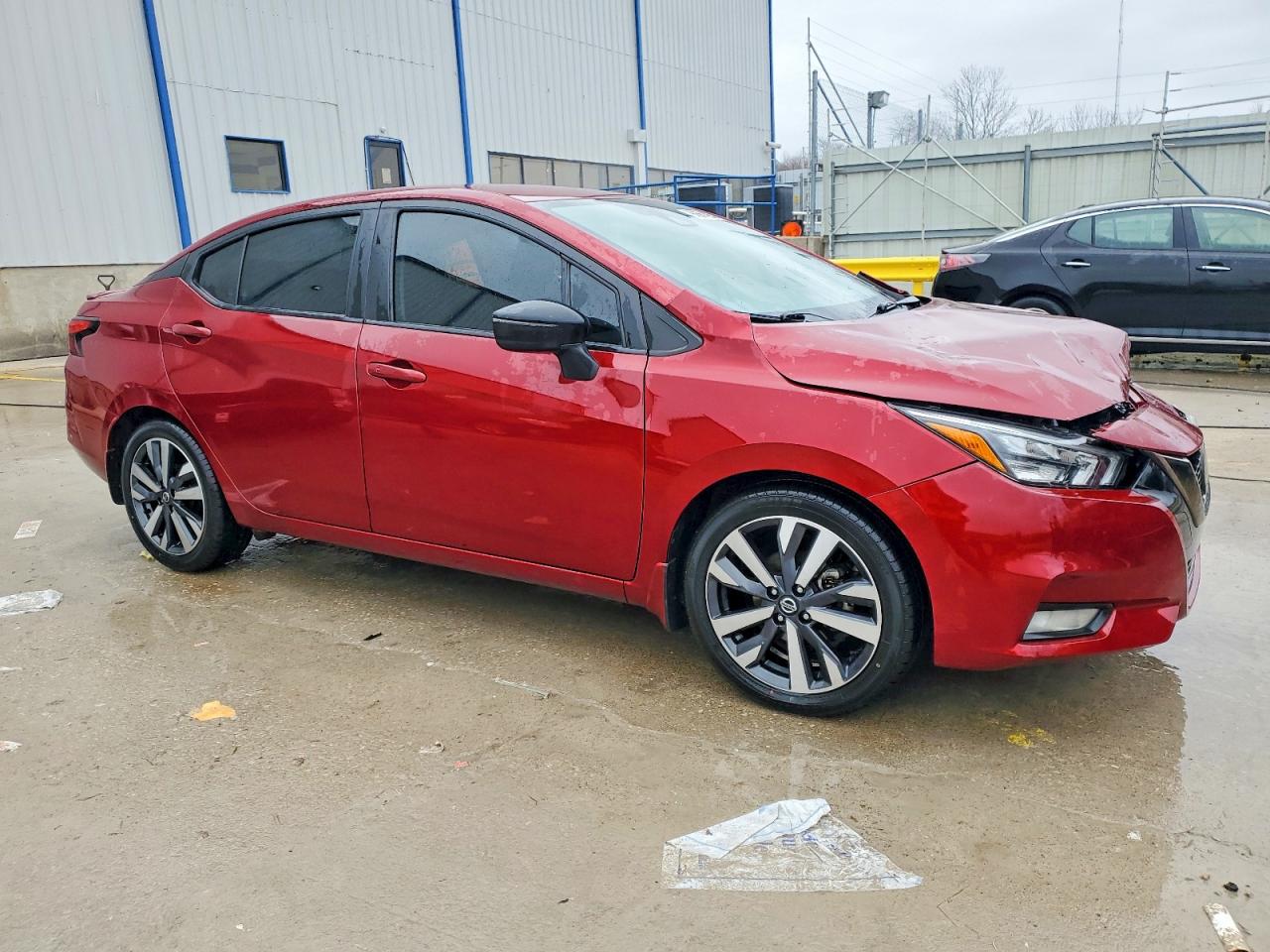 2021 NISSAN VERSA SR photo 4