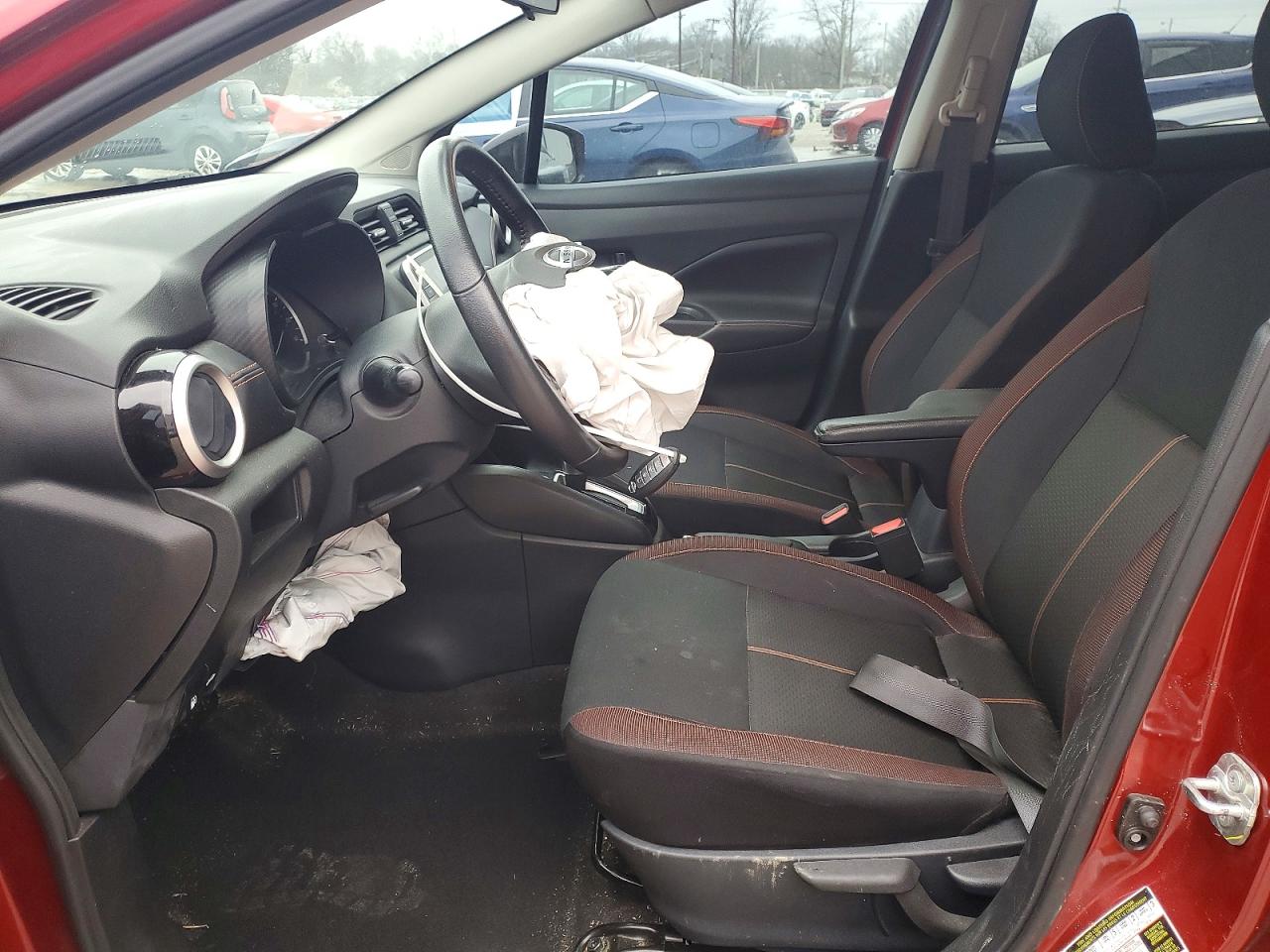 2021 NISSAN VERSA SR photo 7