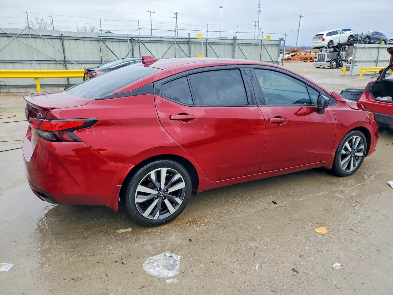 2021 NISSAN VERSA SR photo 3