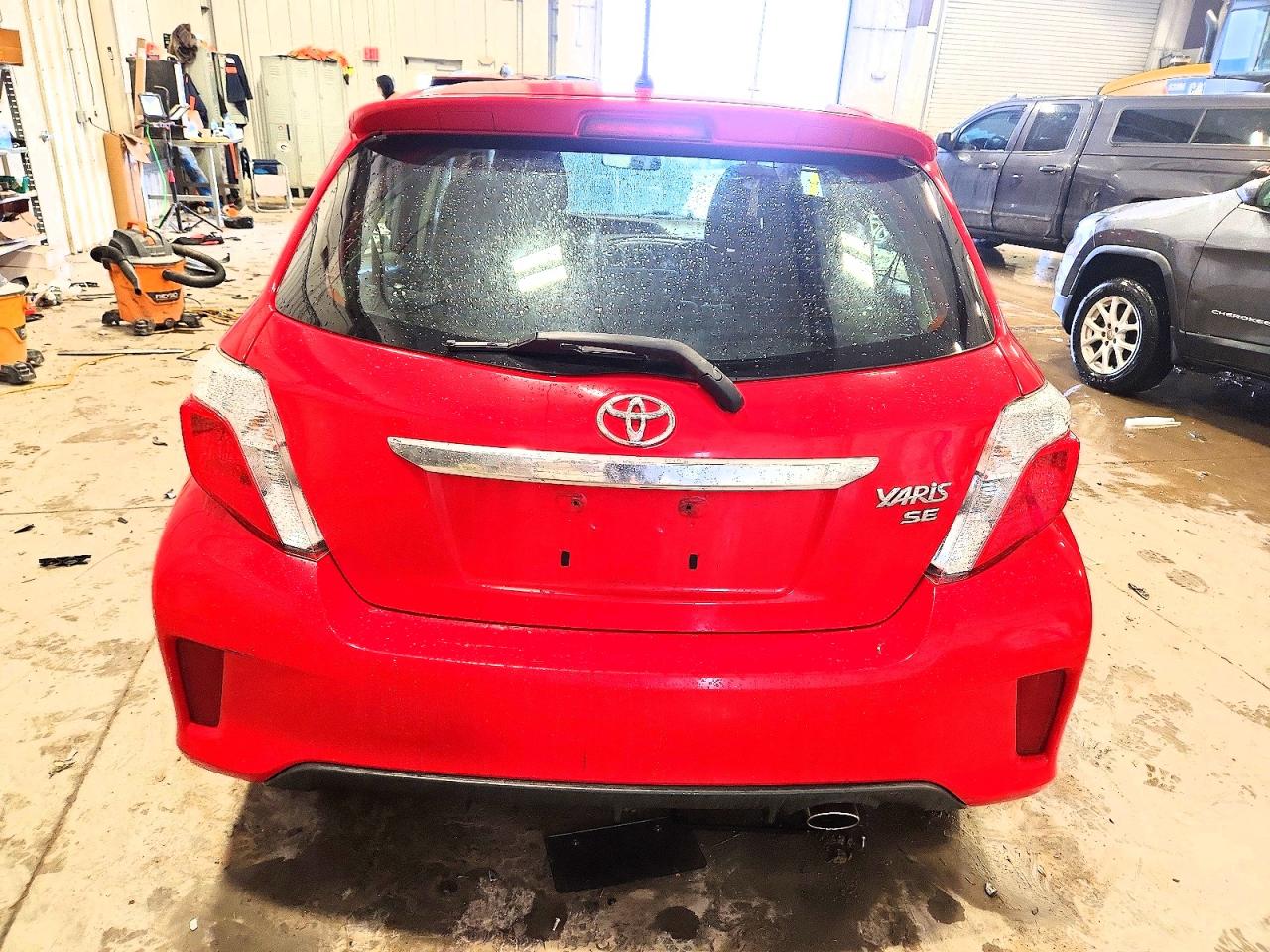 2014 TOYOTA YARIS photo 6