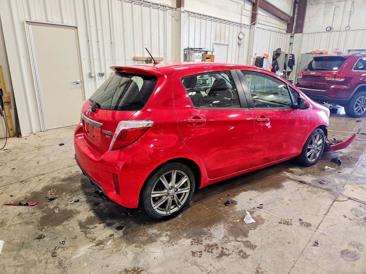 2014 TOYOTA YARIS photo 3