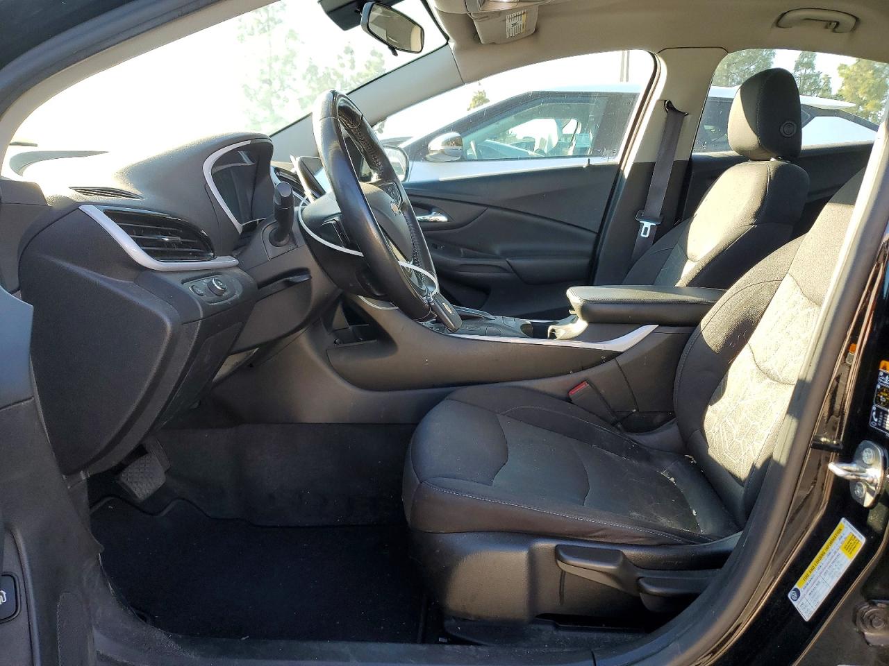 2017 CHEVROLET VOLT LT photo 7