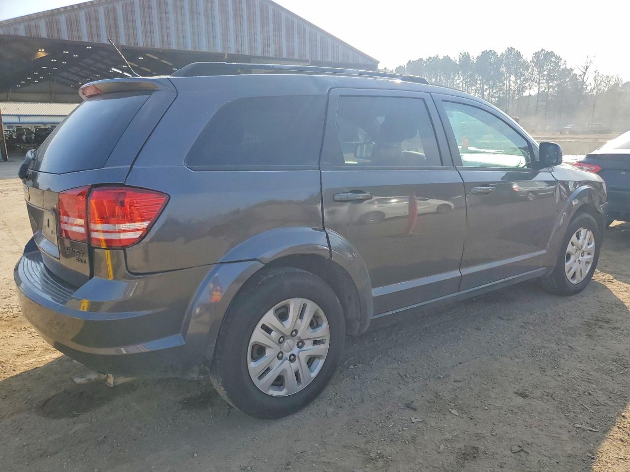 2017 DODGE JOURNEY SE photo 3