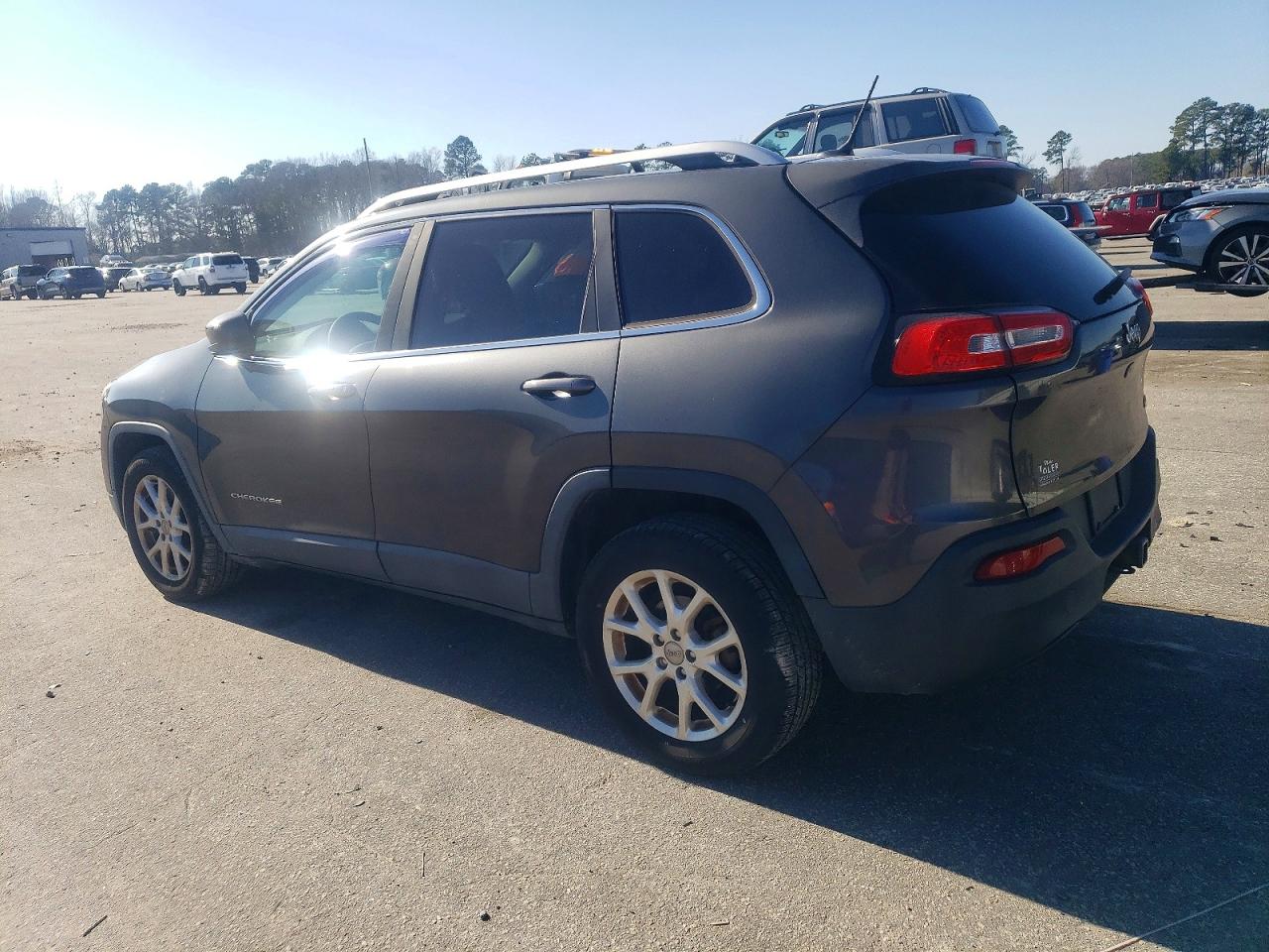 2014 JEEP CHEROKEE LATITUDE photo 2