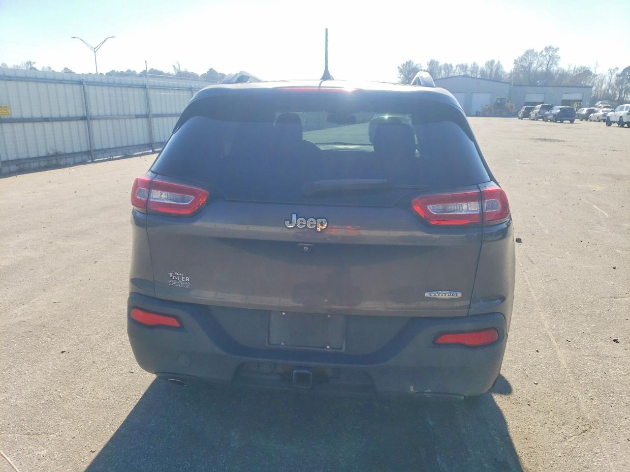 2014 JEEP CHEROKEE LATITUDE photo 6