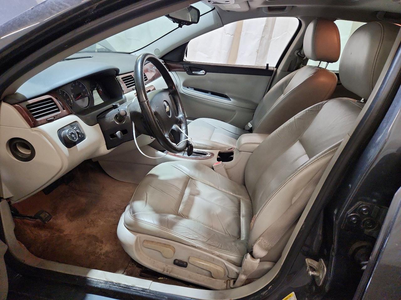 2010 CHEVROLET IMPALA LT photo 7
