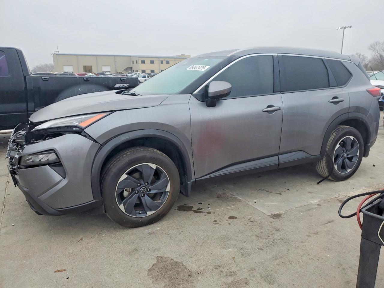 2024 NISSAN ROGUE