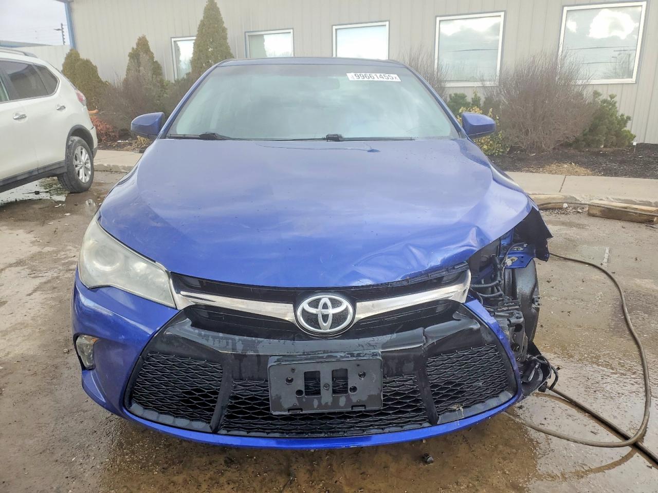 2015 TOYOTA CAMRY XSE photo 5