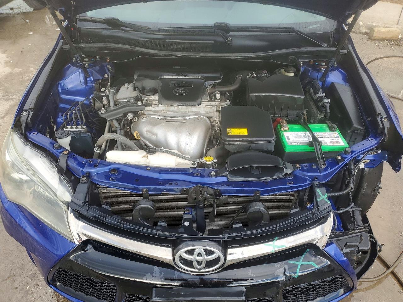 2015 TOYOTA CAMRY XSE photo 11