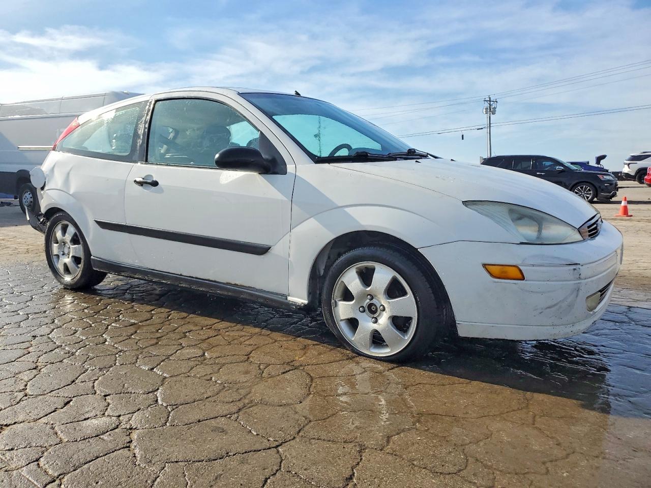 2001 FORD FOCUS ZX3 photo 4