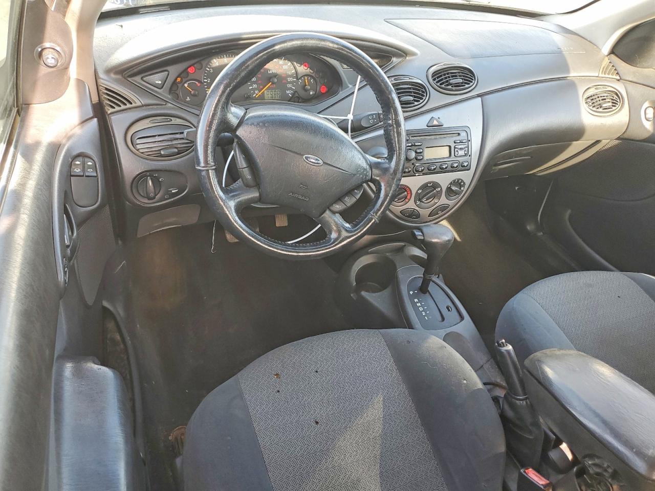2001 FORD FOCUS ZX3 photo 8
