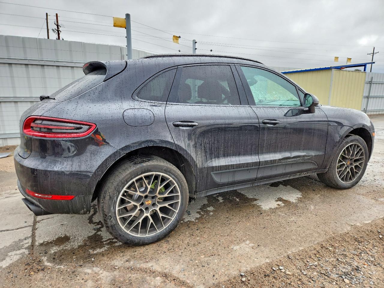 2015 PORSCHE MACAN S photo 3