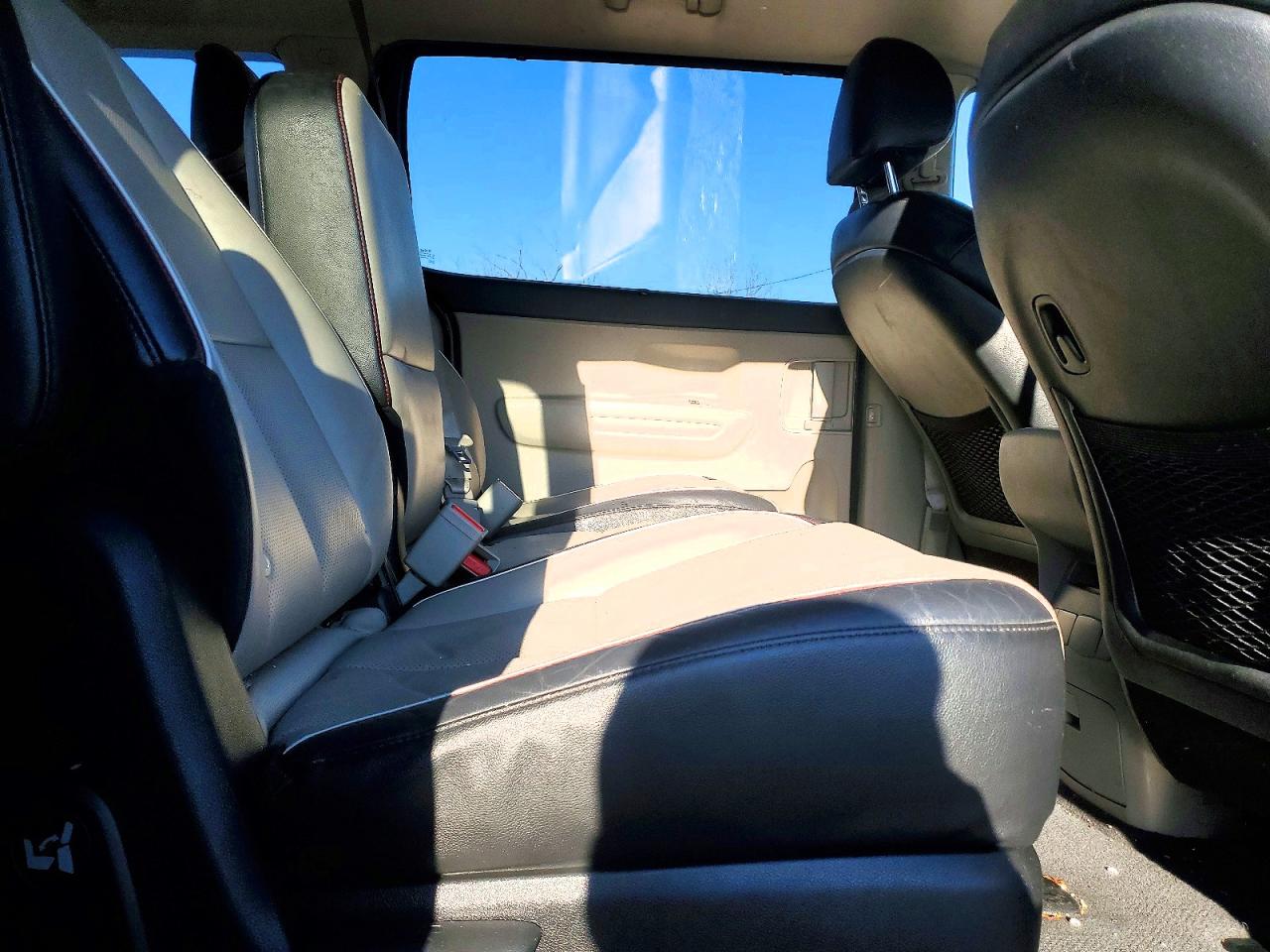 2021 KIA SEDONA LX photo 11
