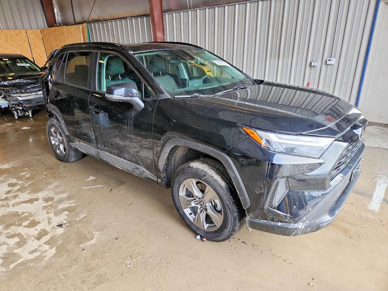 2024 TOYOTA RAV4 XLE photo 7