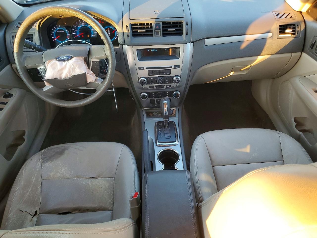 2012 FORD FUSION SE photo 8