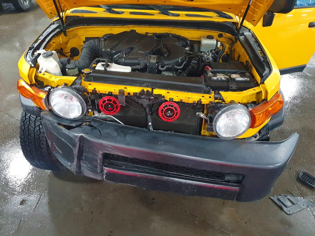 2007 TOYOTA FJ CRUISER photo 11