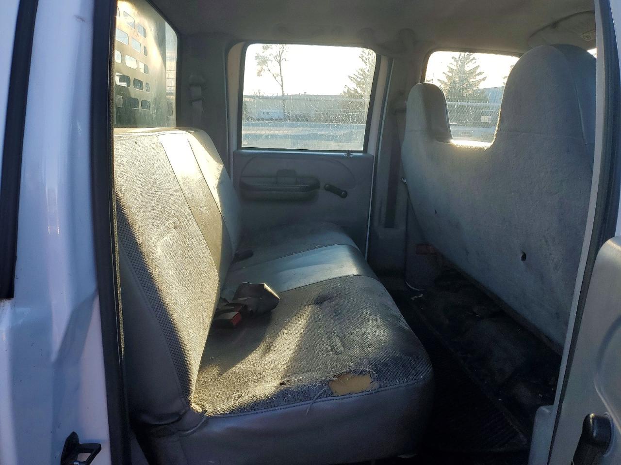 2004 FORD F550 SUPER DUTY DUMP TRUCK photo 10