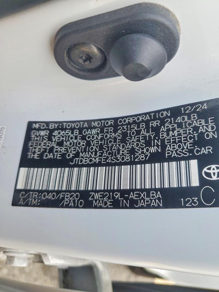 2025 TOYOTA COROLLA LE photo 13