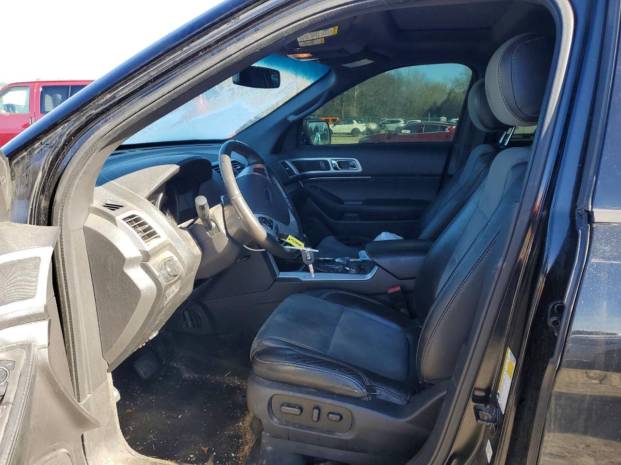 2015 FORD EXPLORER XLT photo 7